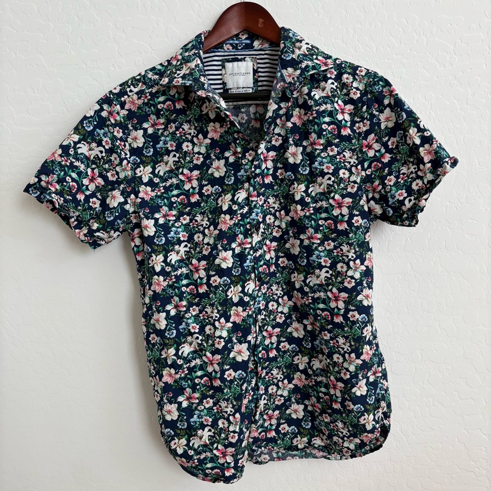 Denim & Flower Dark Blue Floral Print Button Down Shirt size Medium